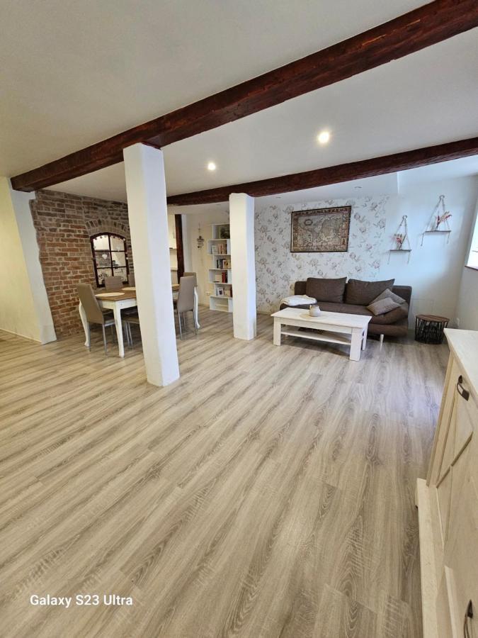 Ferienwohnung ,,Hinter Der Mauer" Хильдбургхаузен Экстерьер фото