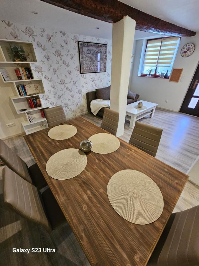 Ferienwohnung ,,Hinter Der Mauer" Хильдбургхаузен Экстерьер фото