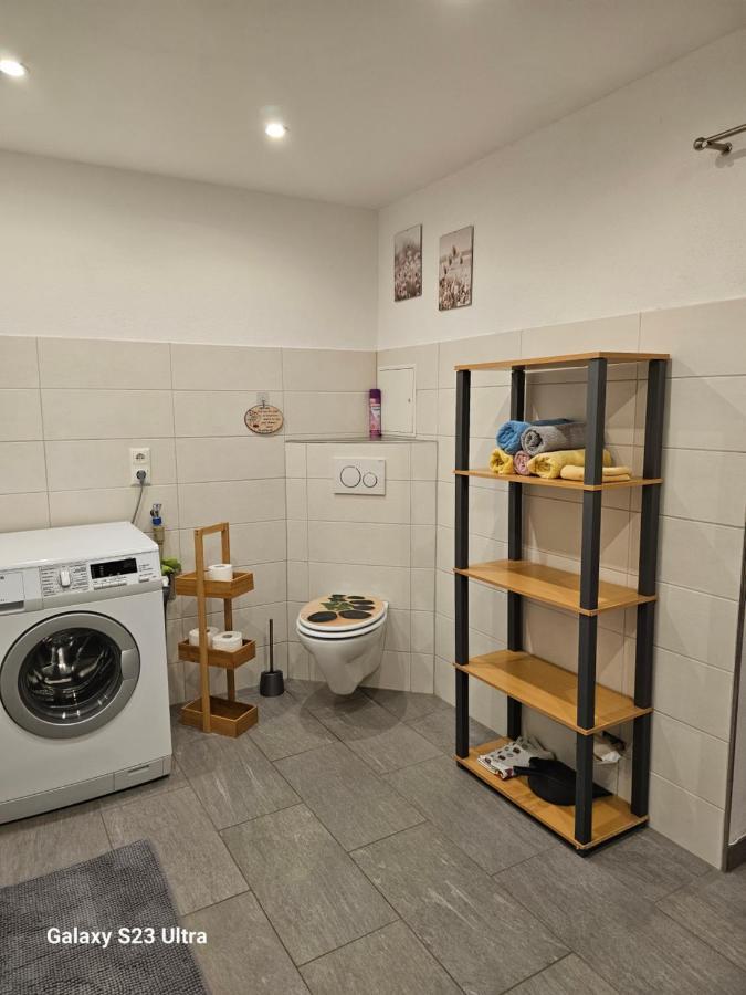 Ferienwohnung ,,Hinter Der Mauer" Хильдбургхаузен Экстерьер фото
